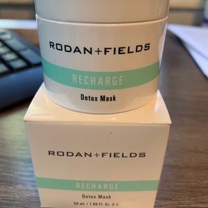 Rodan and Fields Recharge Detox Mask
